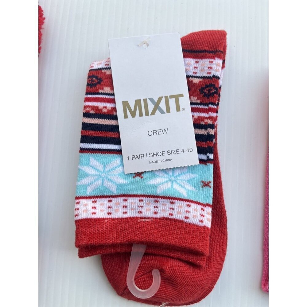 3 Mix it Pawsitive Red Holiday crew Socks and holiday slippers Shoe Size 4-10 - Picture 4 of 11